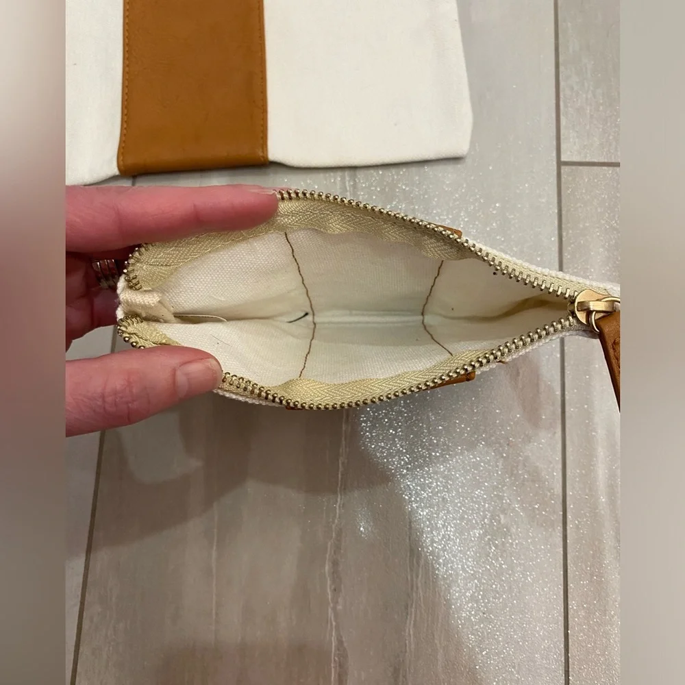 pair canvas